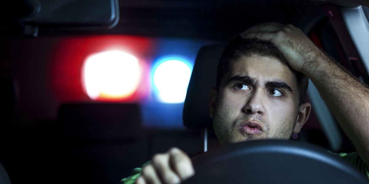 Solo diga & # 039; Hola Siri, me están volcando & # 039; registrar interacciones policiales