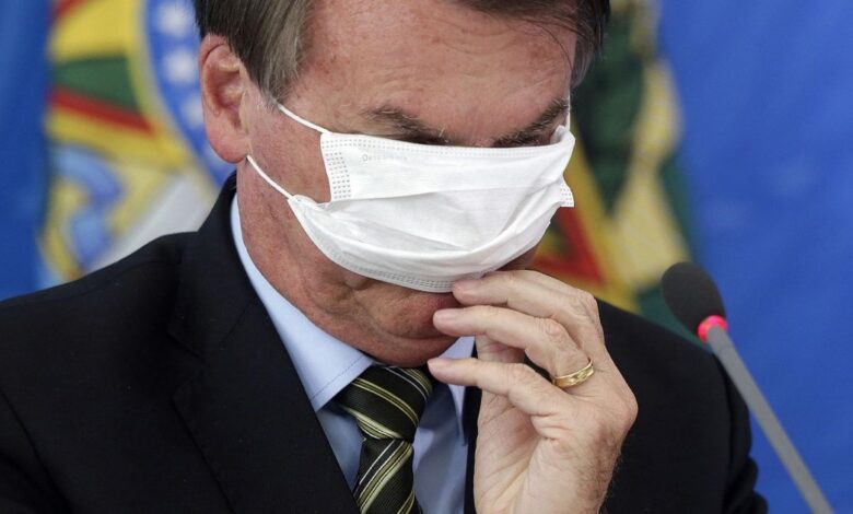 Coronavirus en Brasil: Bolsonaro vetó el uso obligatorio de barbijos en iglesias y comercios
