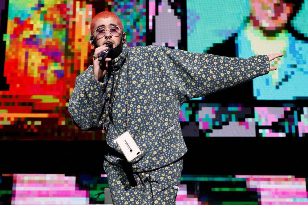 Bad Bunny, el primer hombre en estrenar la versión digital de ‘Playboy’
