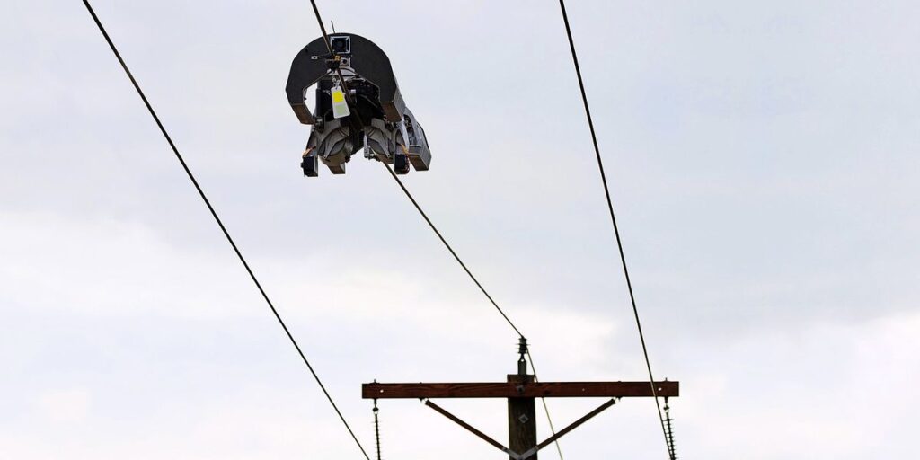 Aquí vienen los robots de envoltura de fibra de Facebook