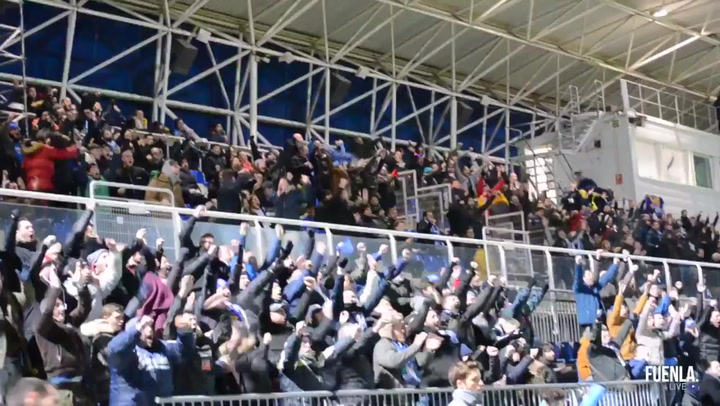 La afición del Fuenlabrada envía mensajes de ánimo a los jugadores confinados en A Coruña La afición del Fuenlabrada envía mensajes de ánimo a los jugadores confinados en A Coruña