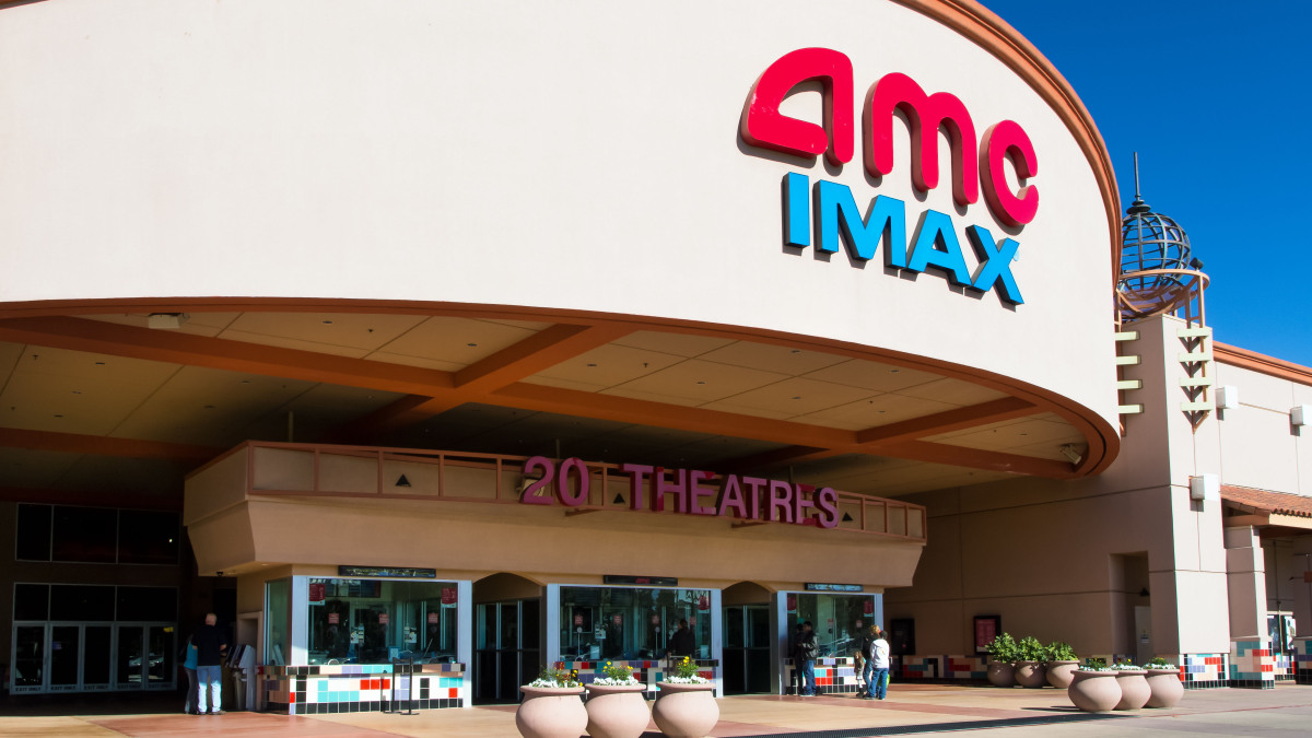 Universal y AMC firman un pacto que cambia las reglas de distribución del cine