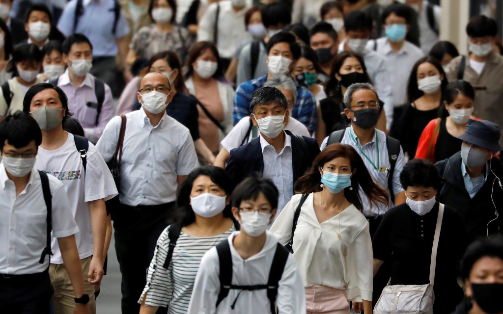 Japón se prepara para aumento de casos Covid-19 por fomento a viajes locales