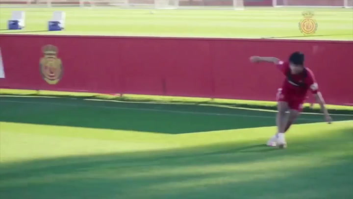 La espectacular rabona de Kubo que pone en alerta a la defensa culé La espectacular rabona de Kubo que pone en alerta a la defensa culé