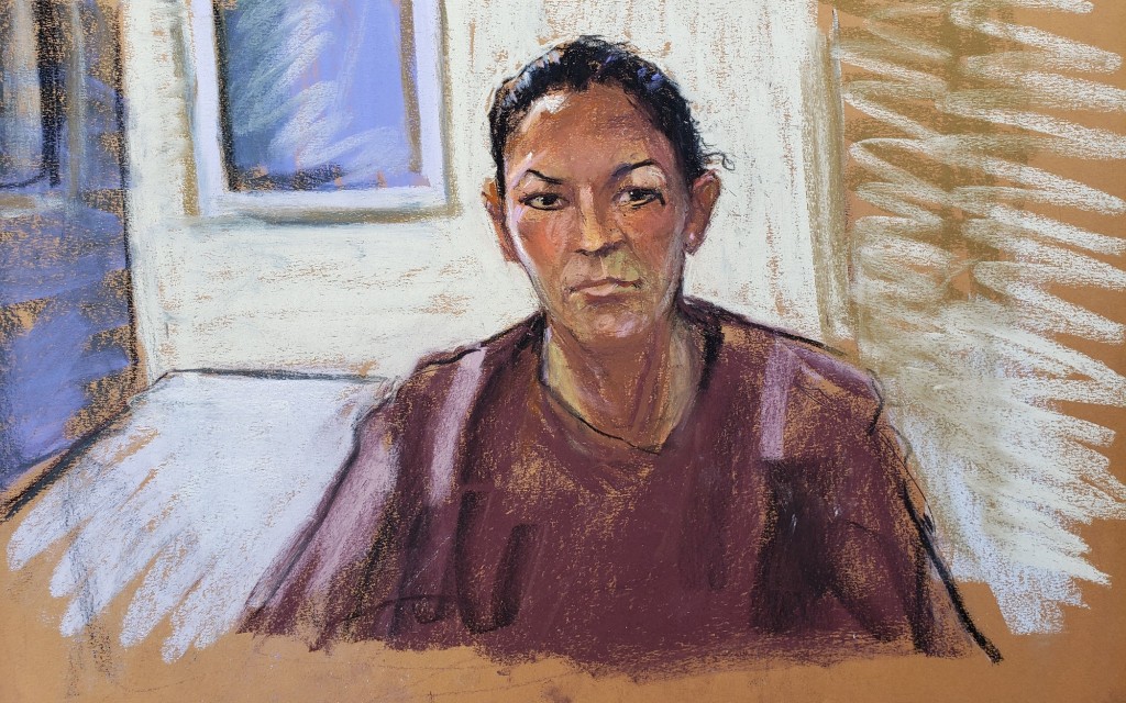 Trump envía sus mejores deseos a Ghislaine Maxwell, exnovia de Epstein