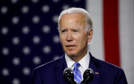 Biden revelará plan para cuidado de niños y ancianos que apunta a reforzar sector laboral de EU