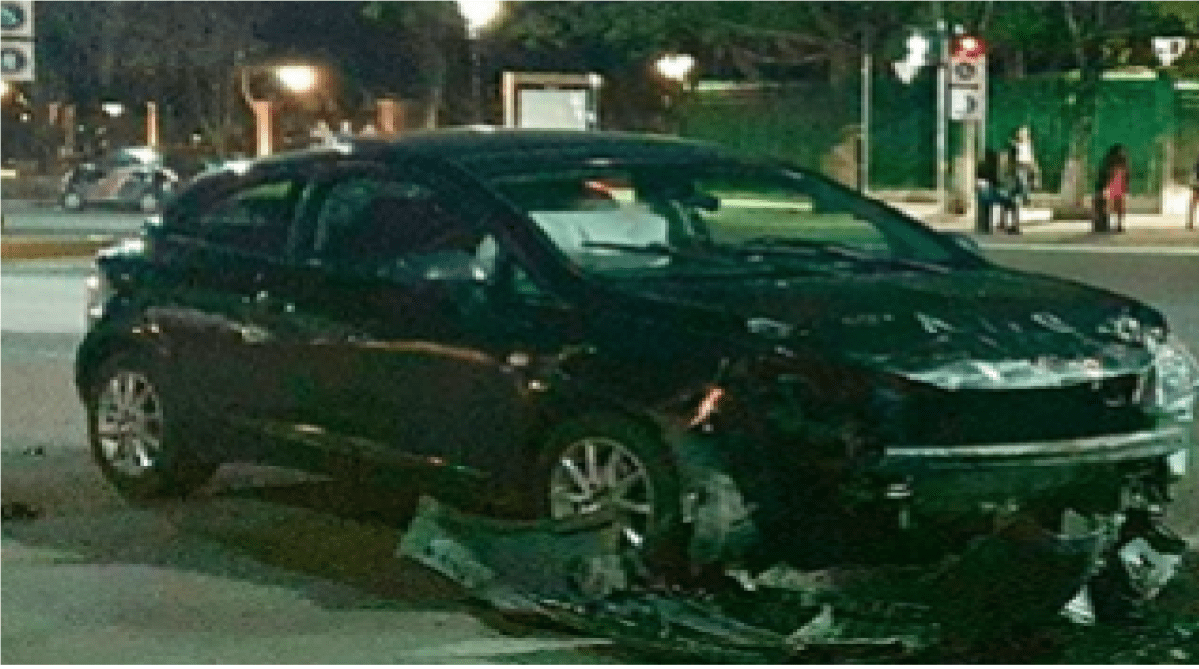 Indigente roba auto en centro de Querétaro, lo choca contra otro vehículo cuadras adelante