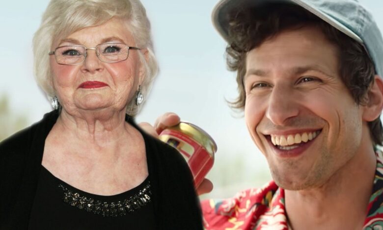La teoría de Palm Springs de Hulu: Nana también estaba en el ciclo del tiempo