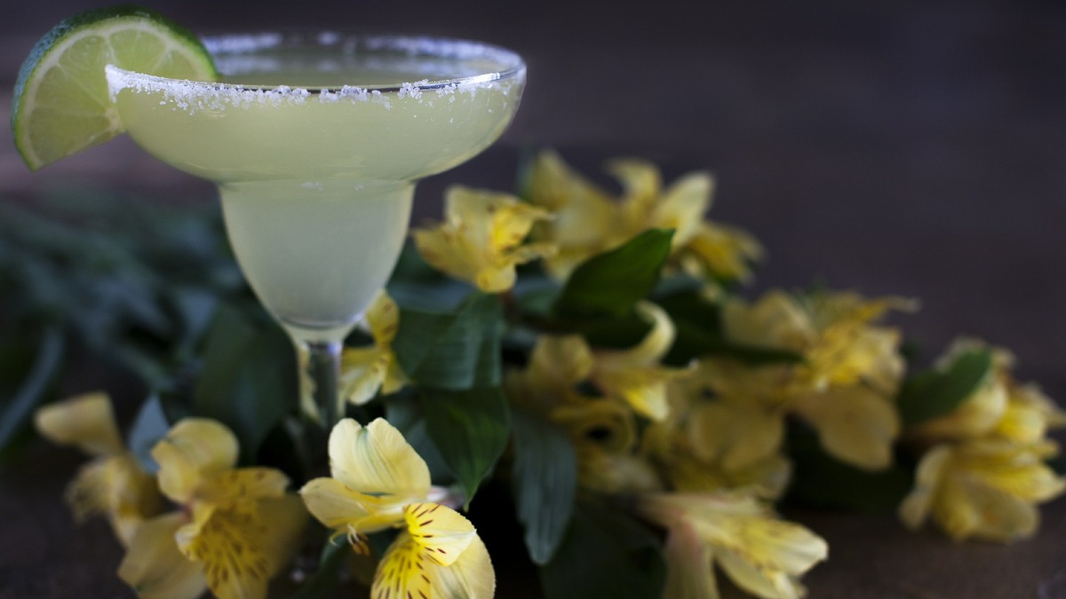 Receta de margarita de piña, el cóctel más dulce que existe