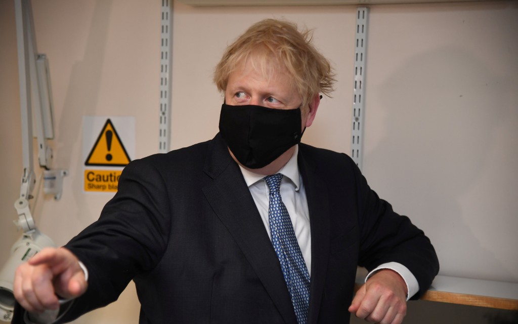 Reino Unido reimpondrá cuarentena a viajeros procedentes de España a partir del domingo