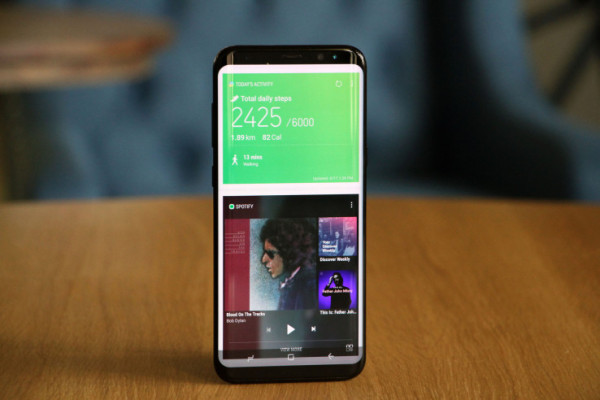 Según los informes, Samsung está considerando un acuerdo con Google que desestabilizaría a Bixby