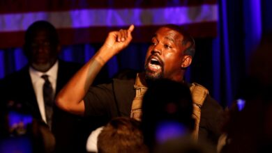 Tras extraño arranque de campaña, Kanye West publica tuits confusos