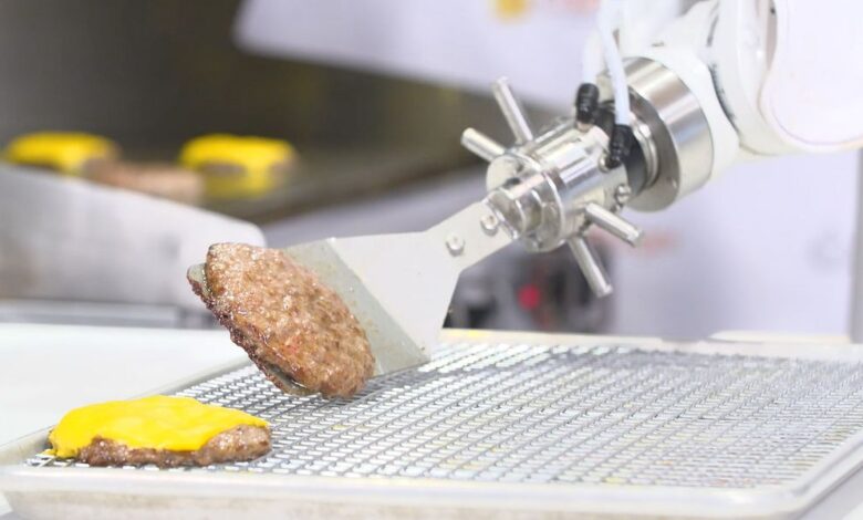 Un robot podría cocinar tu próxima hamburguesa de White Castle