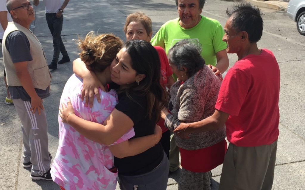 Van más de 300 réplicas | Video