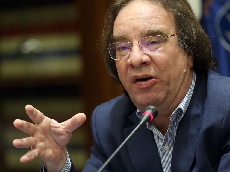 El presidente de la Asociación Española de Vacunología, Amós García Rojas.