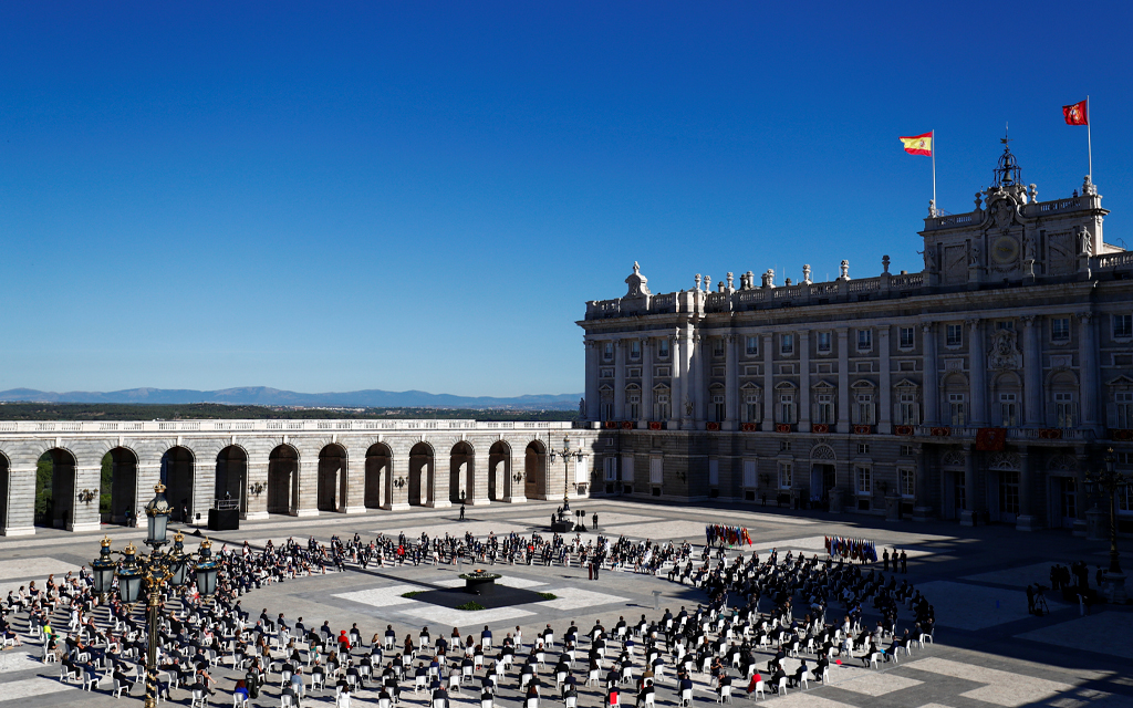 Así fue el homenaje a víctimas del Covid-19 en España
