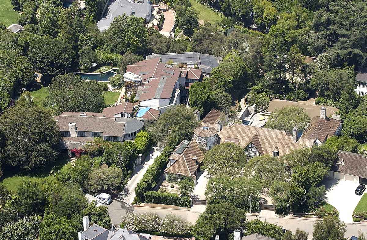 La mansión ocupa una manzana entera de Beberly Hills y fue construida en 1934 / GTRES