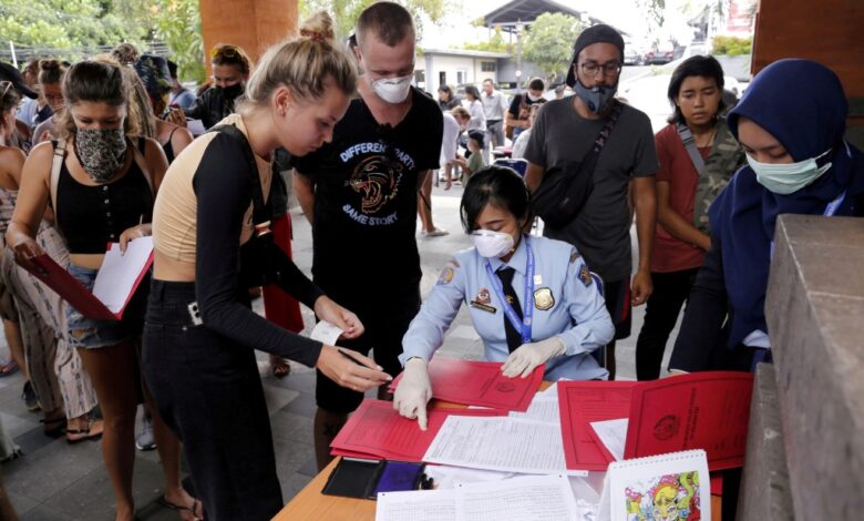 Indonesia amplía hasta finales de 2020 veto a turistas extranjeros