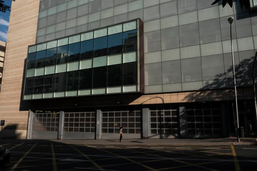 Despensas de guardia: solidaridad alimentaria con el agua al cuello