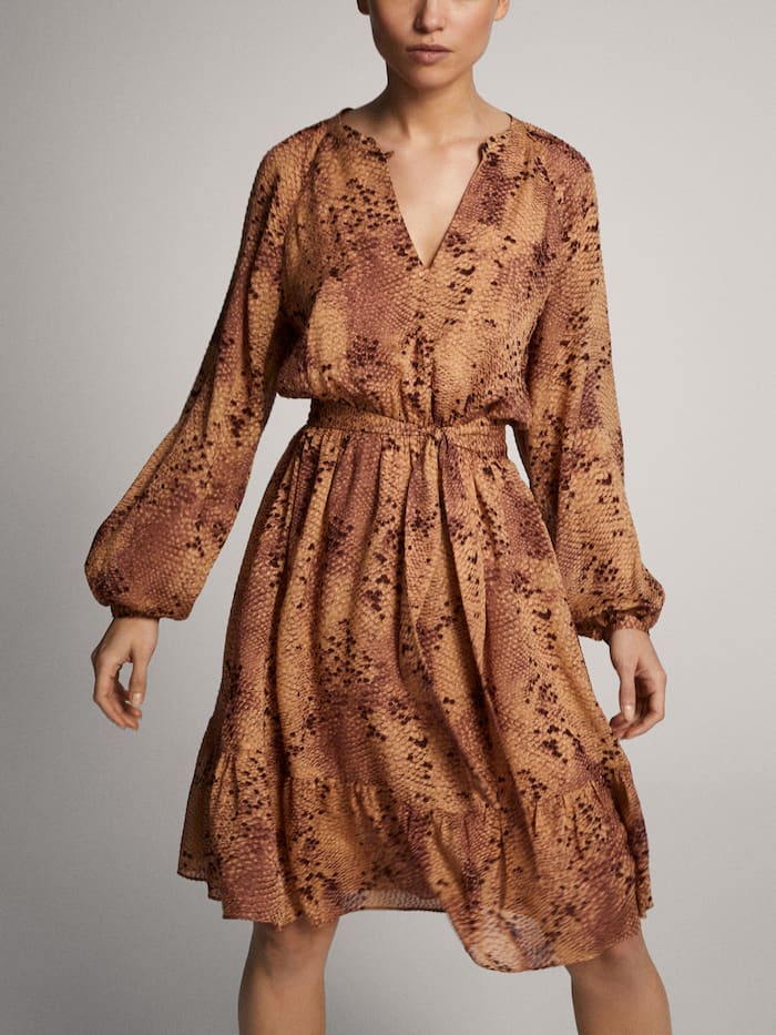 Estos son los vestidos de las rebajas de Massimo Dutti que podrás lucir todo el año