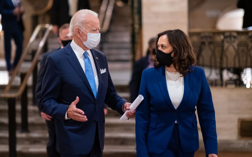 Demócratas celebran convención virtual; buscan cerrar filas en torno a Biden