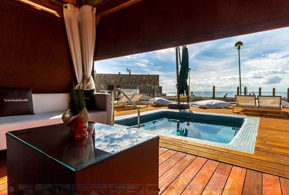 Amadores Beach Club, resort club propiedad de David Silva en Anfi del Mar