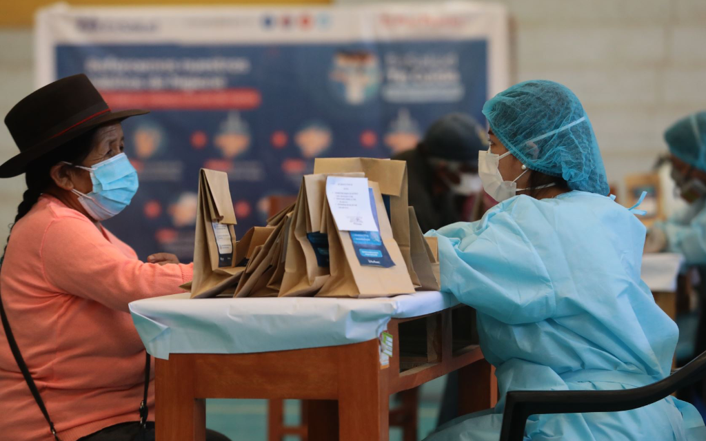 Covid-19 ha matado a más de 250 mil personas en América Latina en menos de seis meses: Reuters