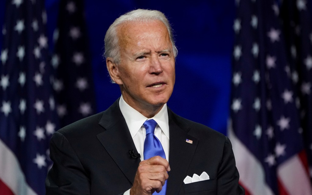 Biden asegura que terminará con el ‘periodo de oscuridad’ provocado por Trump | Video