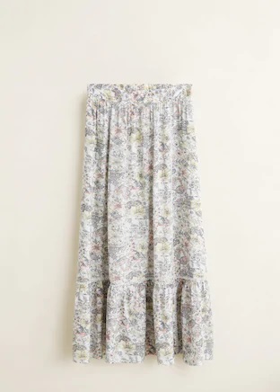 Mango tiene de rebajas las faldas largas boho que Ana de Armas ha convertido en un básico