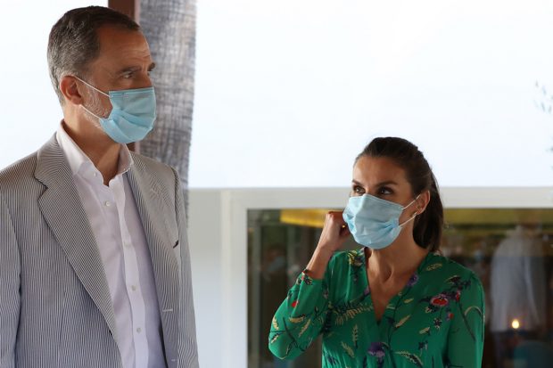 Letizia, ejemplo de conducta perfecta frente al coronavirus para las royals europeas