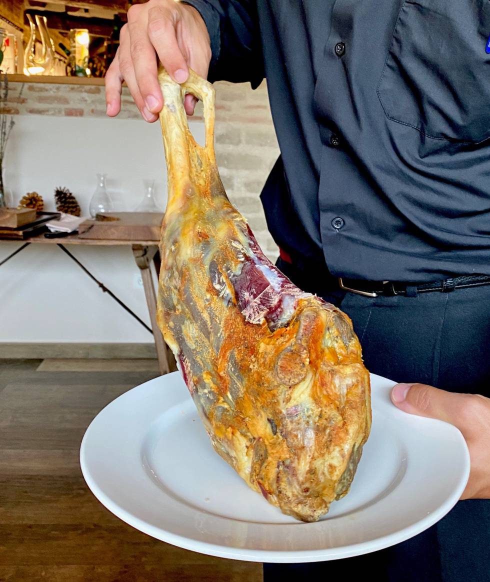 Jamón de cordero recental. J.C. CAPEL