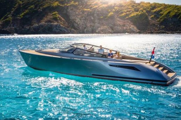 Yate Máxima y Guillerno de Holanda/Wajer Yachts