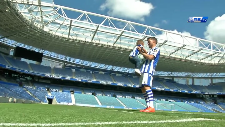 Presentación de David Silva como jugador de la Real Sociedad