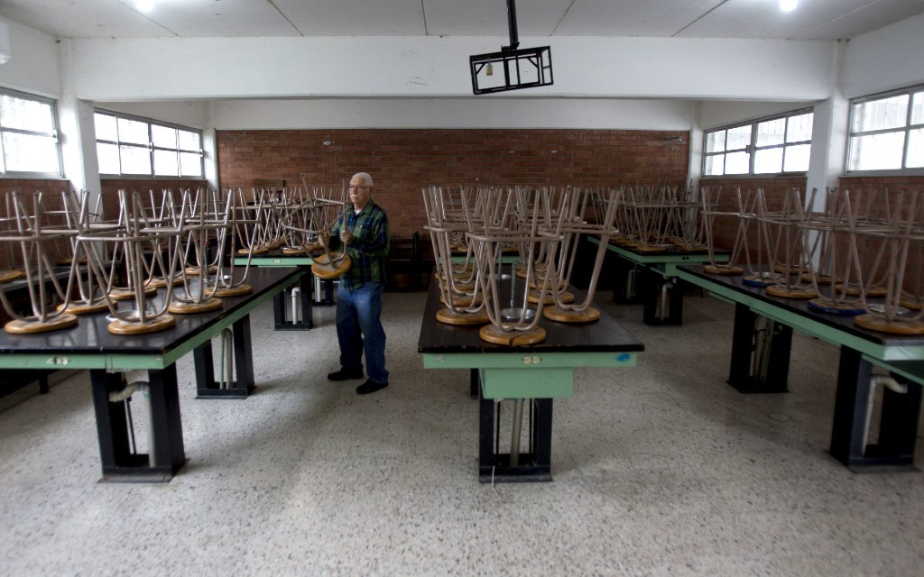 24 millones de alumnos podrían no volver a la escuela por la crisis sanitaria: UNESCO