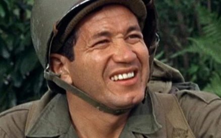 El cantante Trini Lopez muere a los 83 años por Covid-19