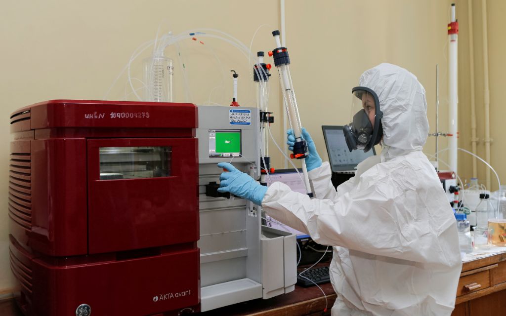 En Brasil sostienen pláticas para producir vacuna rusa contra coronavirus