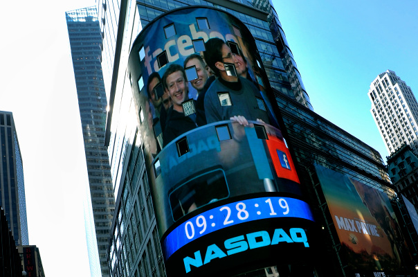 Facebook duplica el trabajo desde la oficina con un contrato de arrendamiento masivo de Nueva York cerca de Penn Station