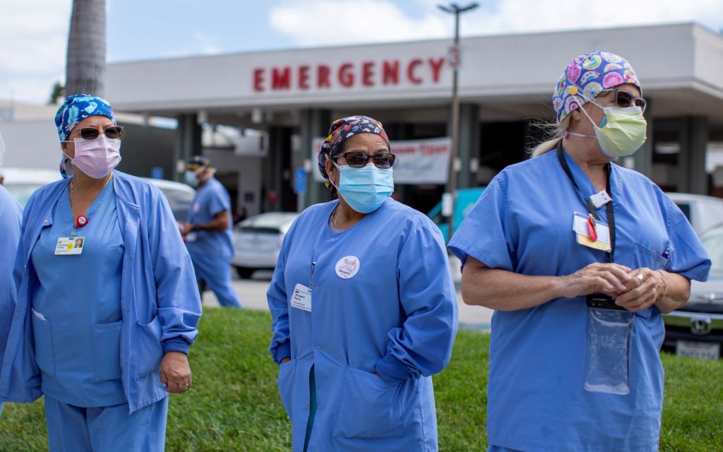 Fallas en conteo de contagios de Covid-19 llevaron a renuncia de directora de Salud Pública de California