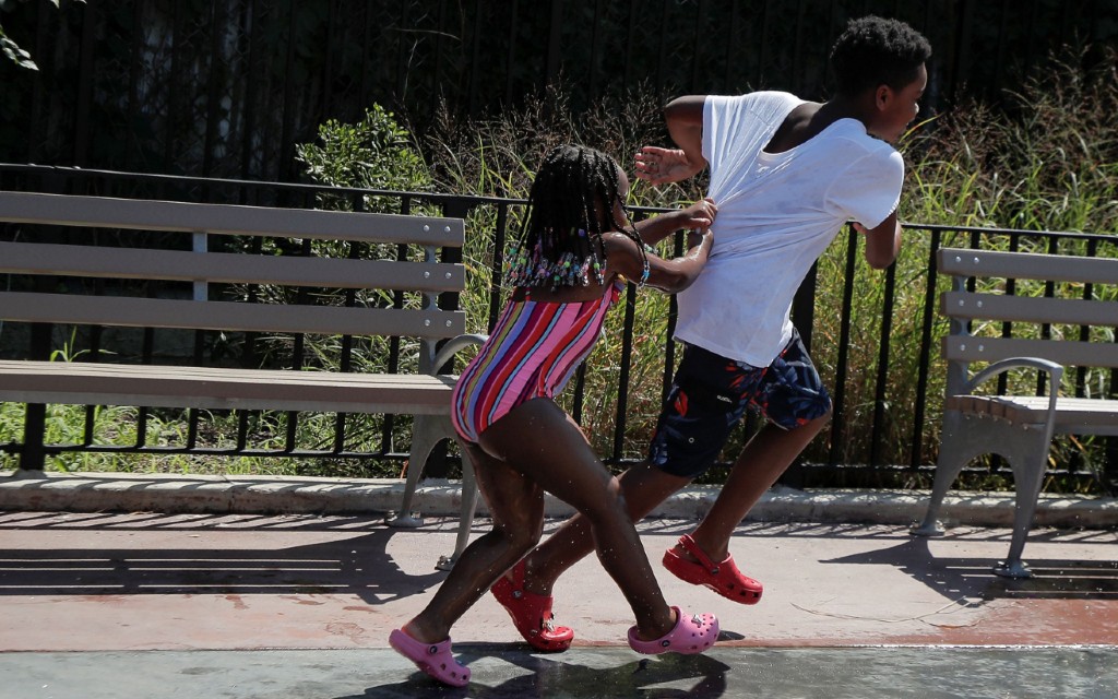 Incrementa el 40% de contagios de Covid-19 entre niños en Estados Unidos