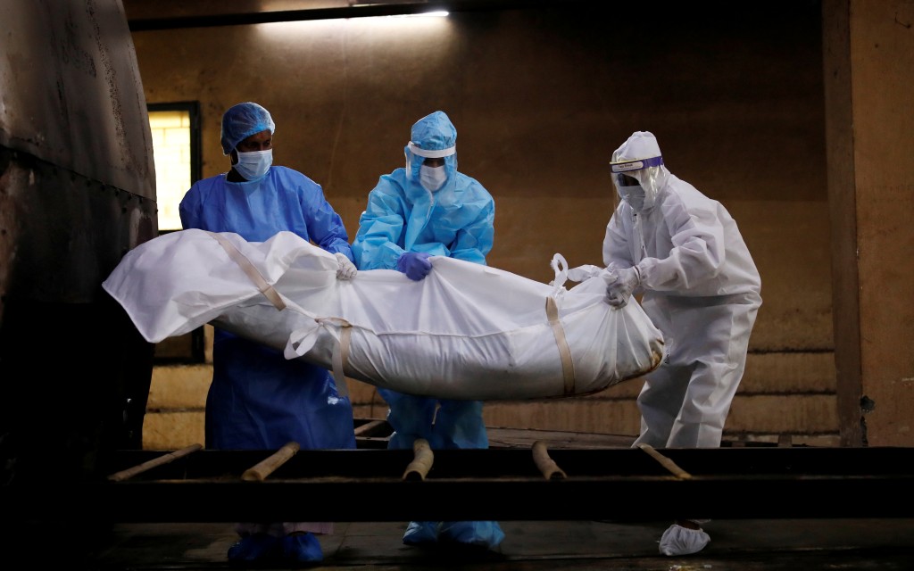 India registra su semana más mortífera y se acerca a los 51 mil muertos por Covid-19