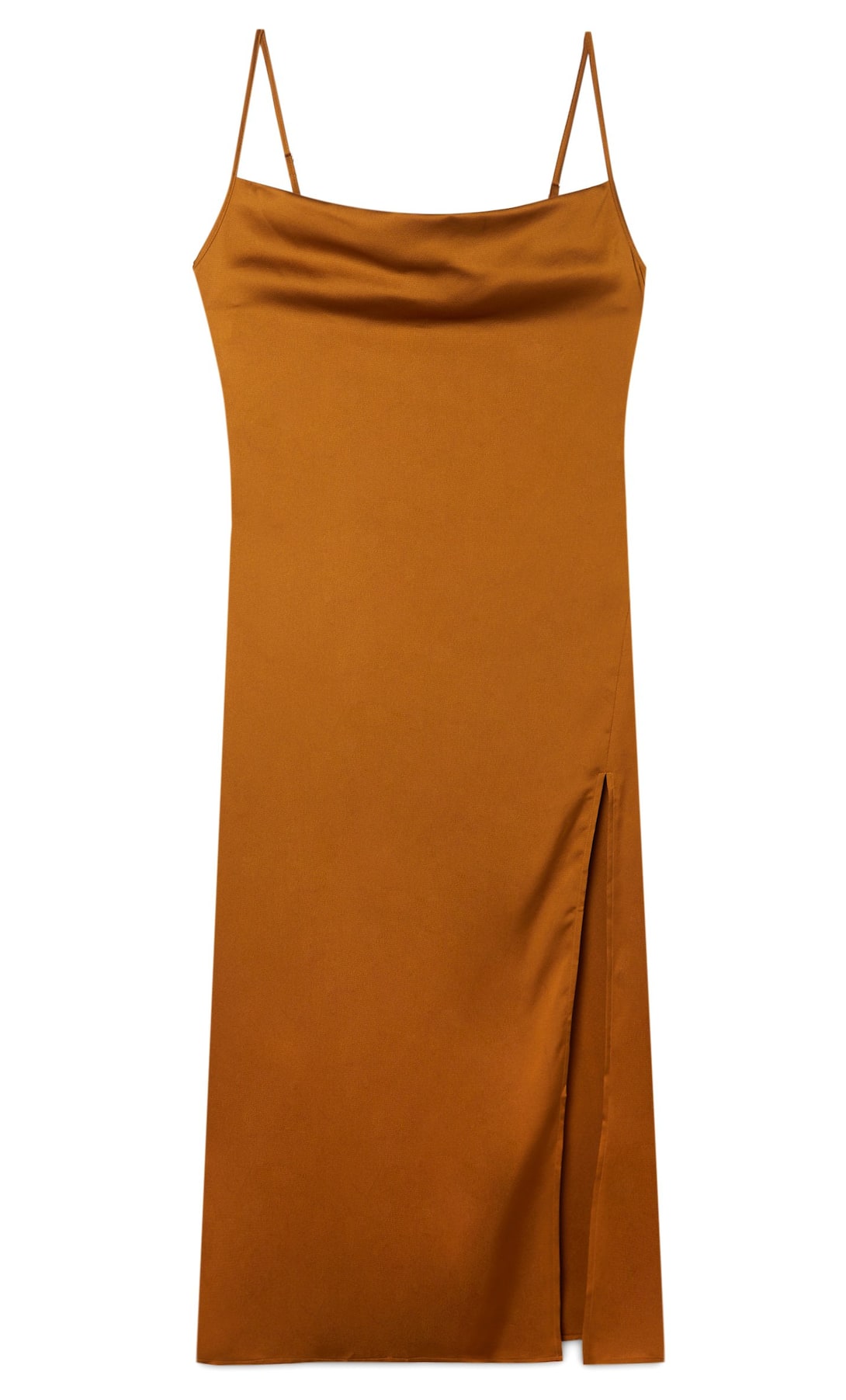 Stradivarius: Isabel Jiménez nos enseña a usar un vestido lencero de prenda premamá