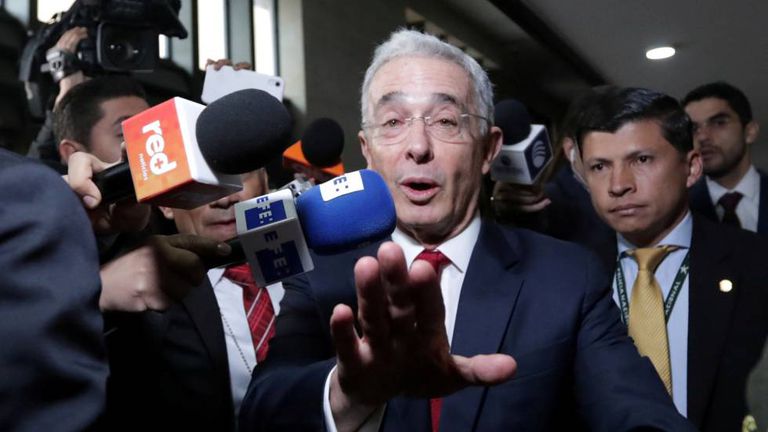 Álvaro Uribe, a su llegada a la Corte Suprema, el pasado mes de octubre.
