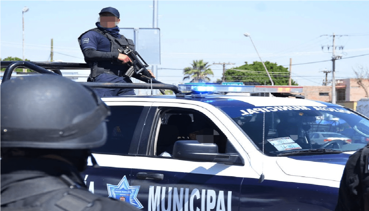 Linchan a “La Burra” en Querétaro, policía lo rescata, vecinos hacen justicia por propia mano