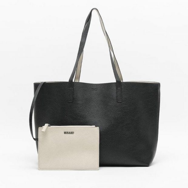 Misako tiene el bolso reversible de moda, un 2 en 1 perfecto rebajado a 12 euros