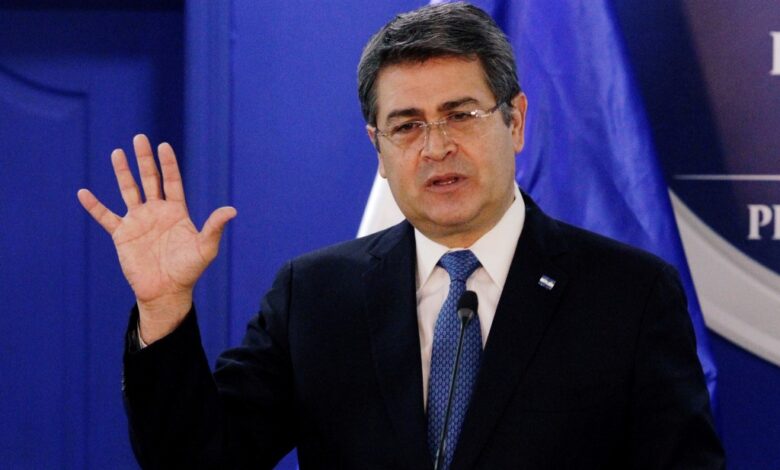 Presidente de Honduras sigue delicado y hospitalizado por Covid-19 | Video
