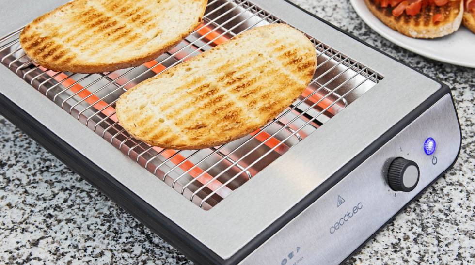 Prepara desayunos rápidos con este tostador horizontal rebajado al 50% y apto para todo tipo de pan