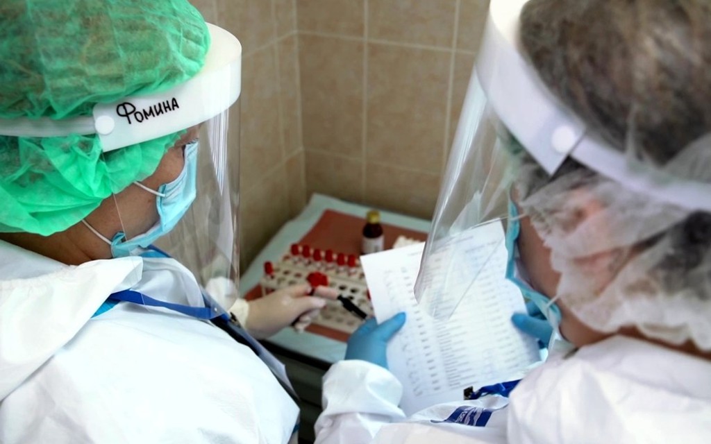 Producción masiva de vacuna rusa iniciará en septiembre