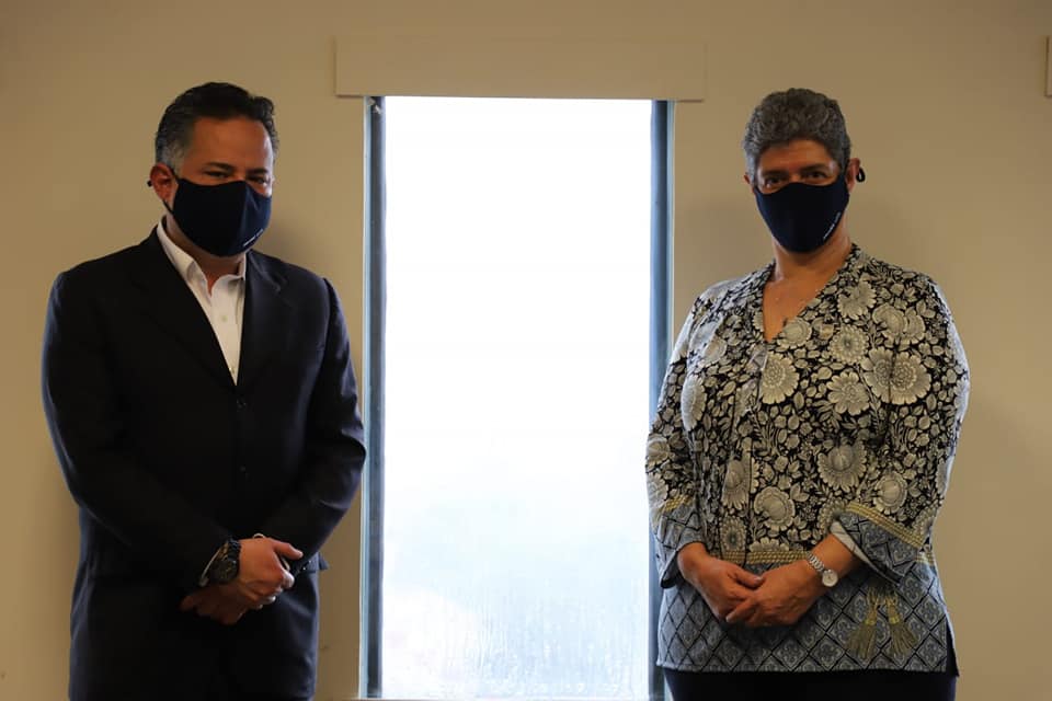 Santiago Nieto regresó a su Alma Mater la UAQ, se reúne con rectora y dicta conferencia sobre “Lavado de dinero”