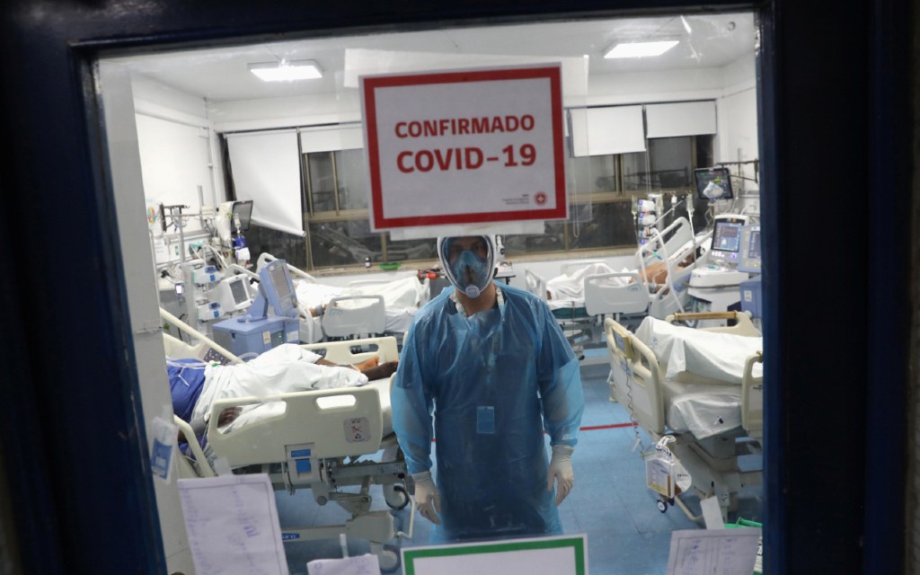 Superan las 130 mil muertes por Covid-19 en América Latina: Reuters