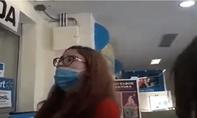 Surge #Lady3 pesos: “Eres un naco, ganas 3 pesos, comes puro chicharrón”, mujer agrede a empleados de Walmart (VIDEO)